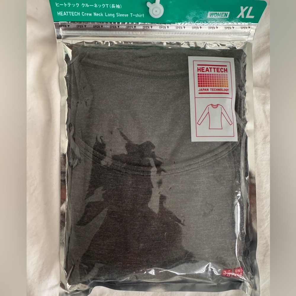 NWT Uniqlo Heat Tech Crew Neck long sleeve xl